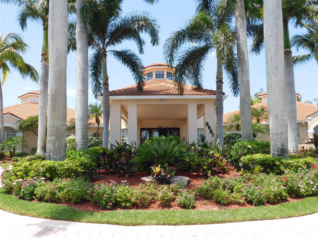 THE GROVE / INDIAN HILLS 1 - Residential