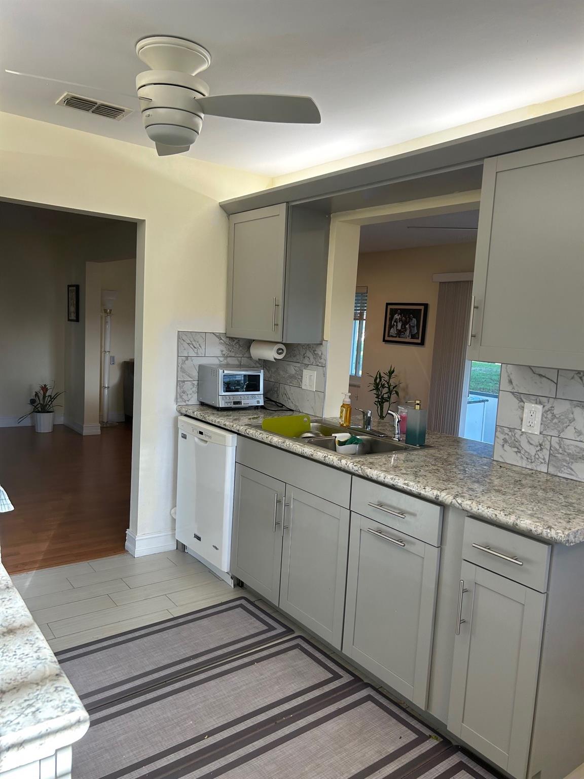 Lauderdale West 3 Sec 83- - Residential