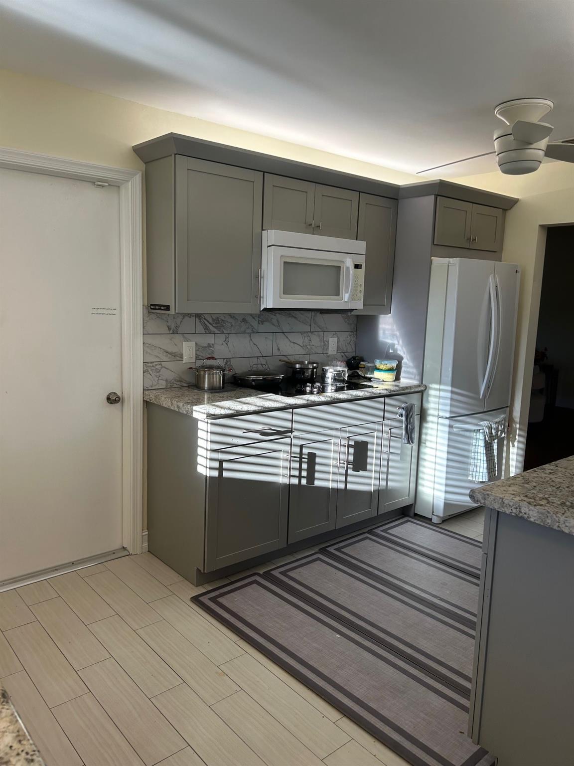 Lauderdale West 3 Sec 83- - Residential