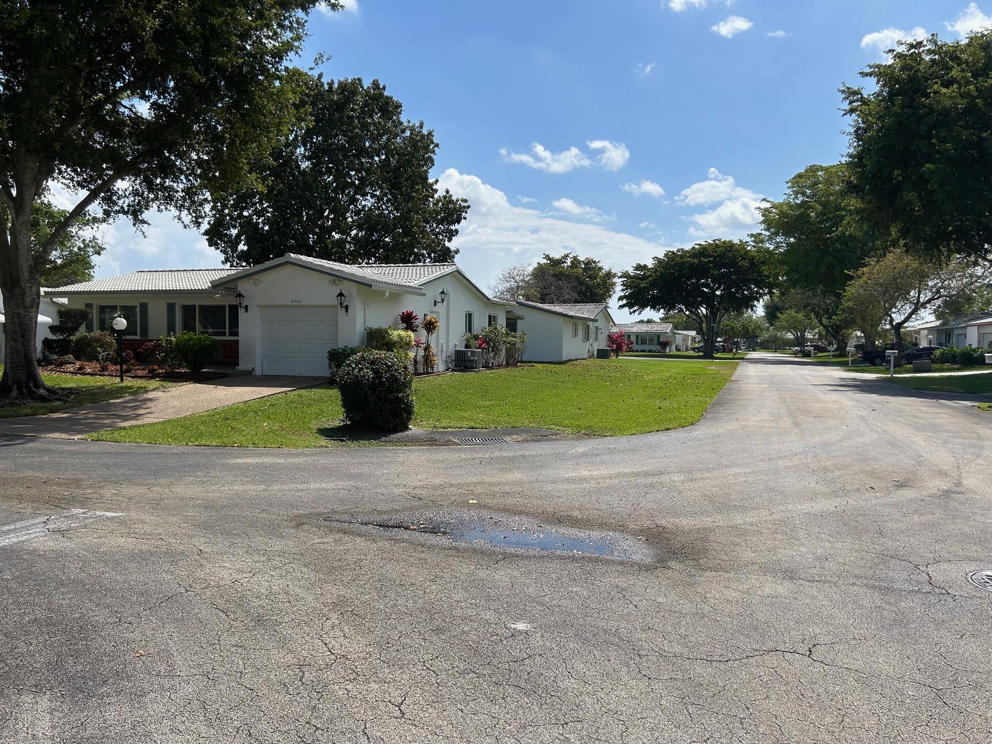 Lauderdale West 3 Sec 83- - Residential