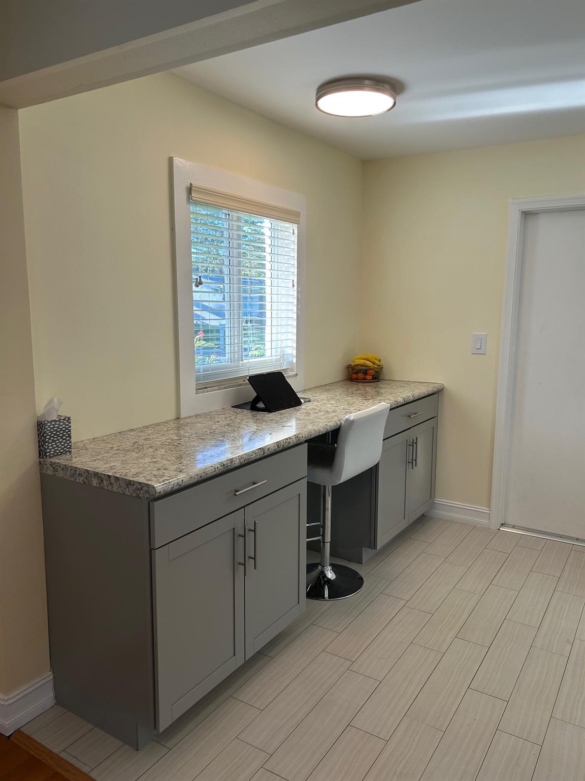 Lauderdale West 3 Sec 83- - Residential