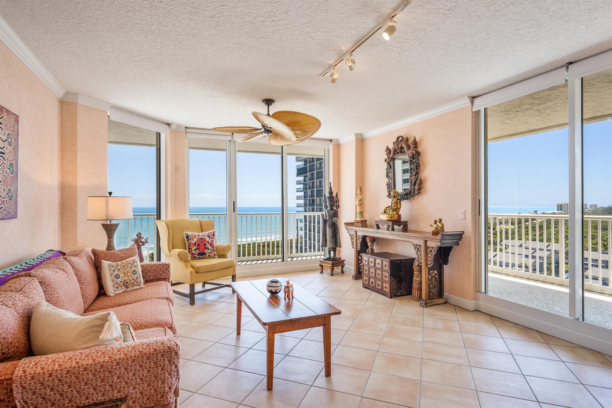5049 N Highway A1a 1302