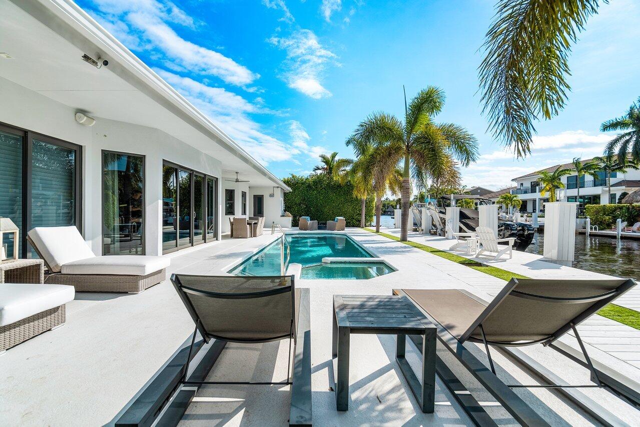 TROPIC ISLE - Residential