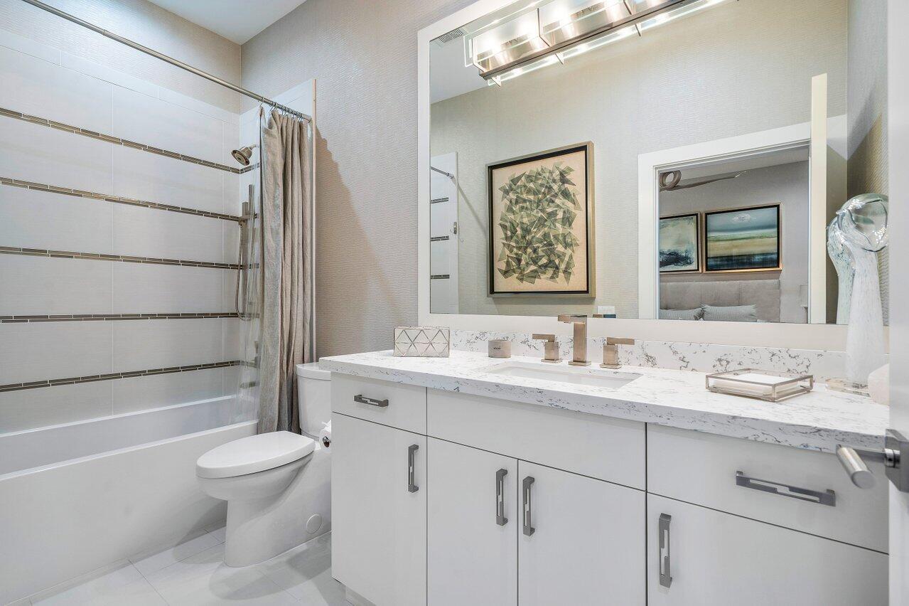 TROPIC ISLE - Residential