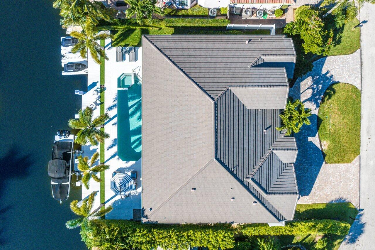 TROPIC ISLE - Residential