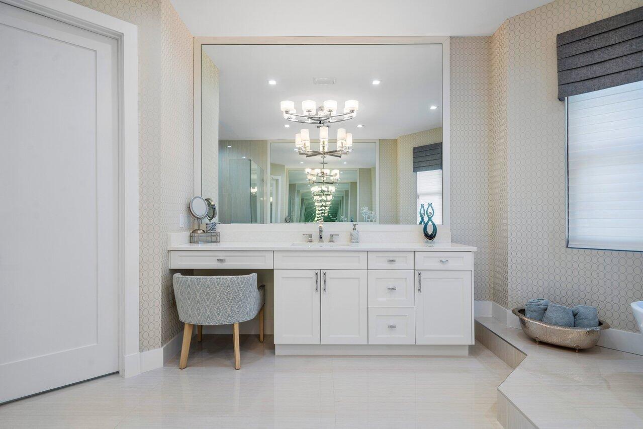 TROPIC ISLE - Residential