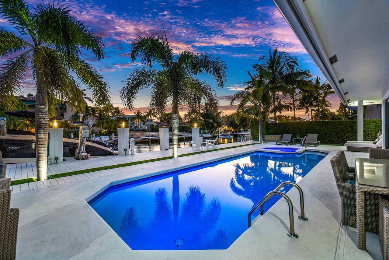 TROPIC ISLE - Residential