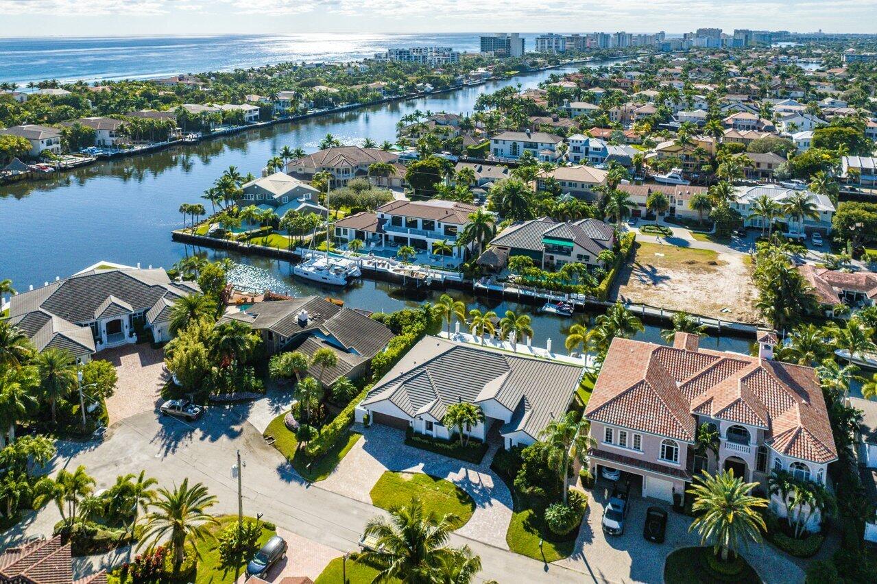 TROPIC ISLE - Residential