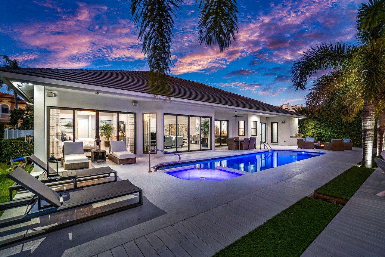 TROPIC ISLE - Residential