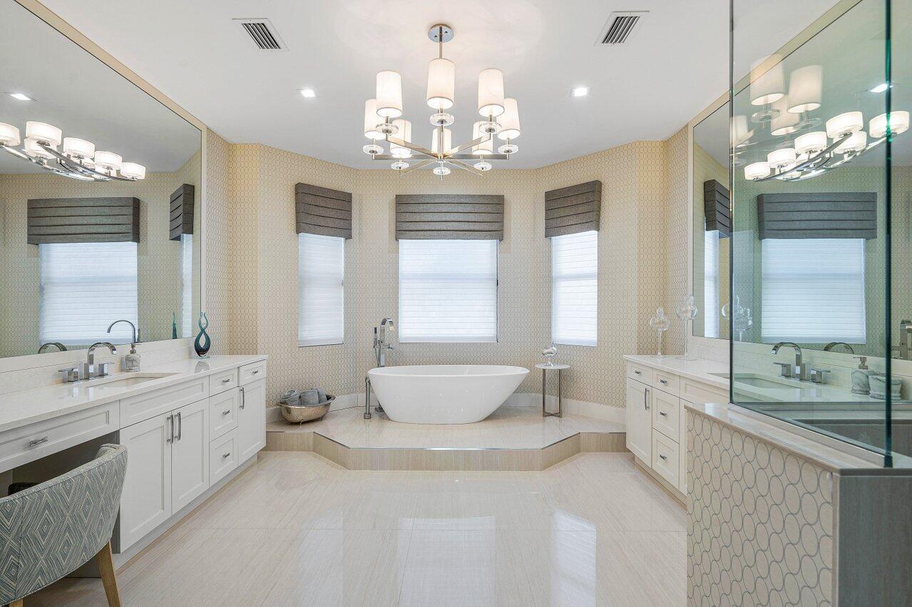 TROPIC ISLE - Residential