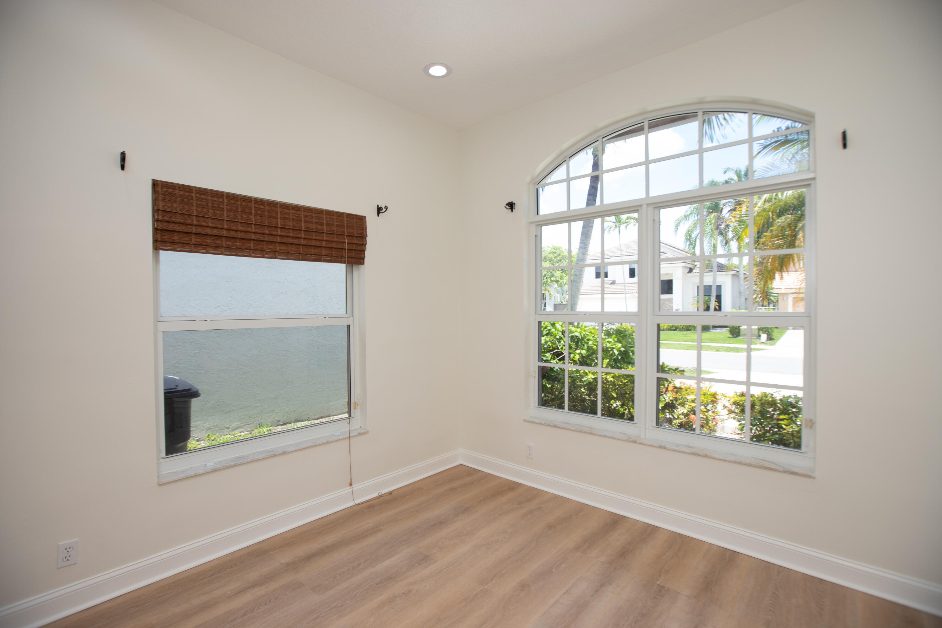 LA COSTA IN MISSION BAY - Residential Lease