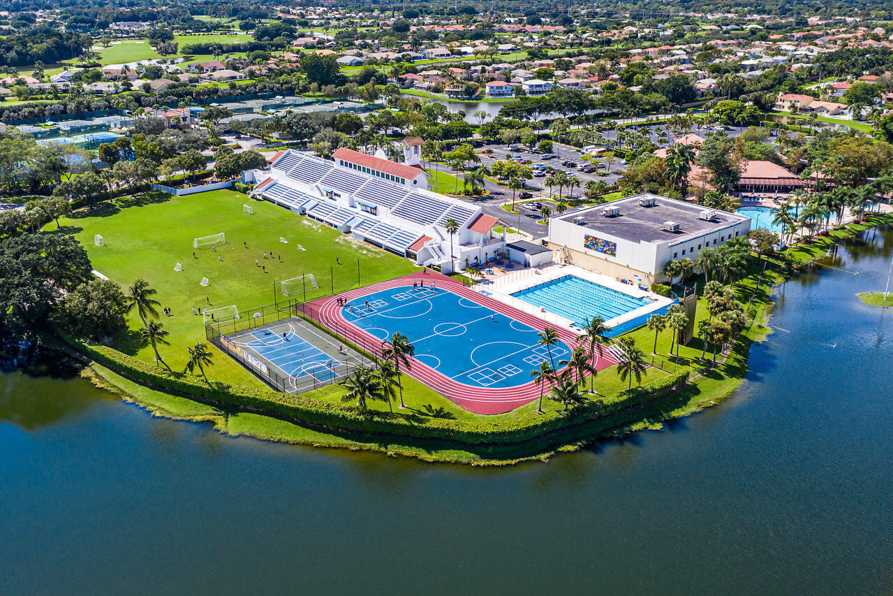 LA COSTA IN MISSION BAY - Residential Lease