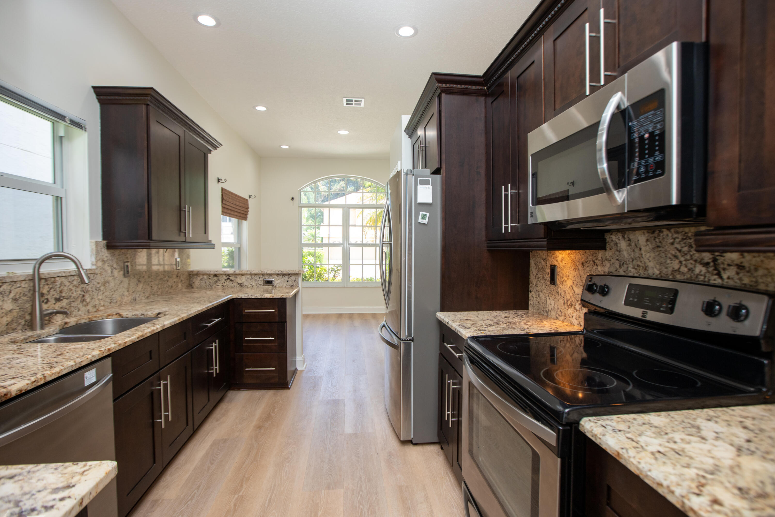 LA COSTA IN MISSION BAY - Residential Lease
