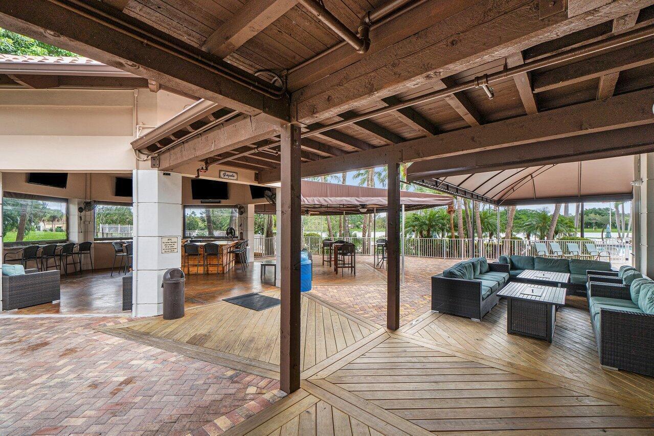 LA COSTA IN MISSION BAY - Residential Lease