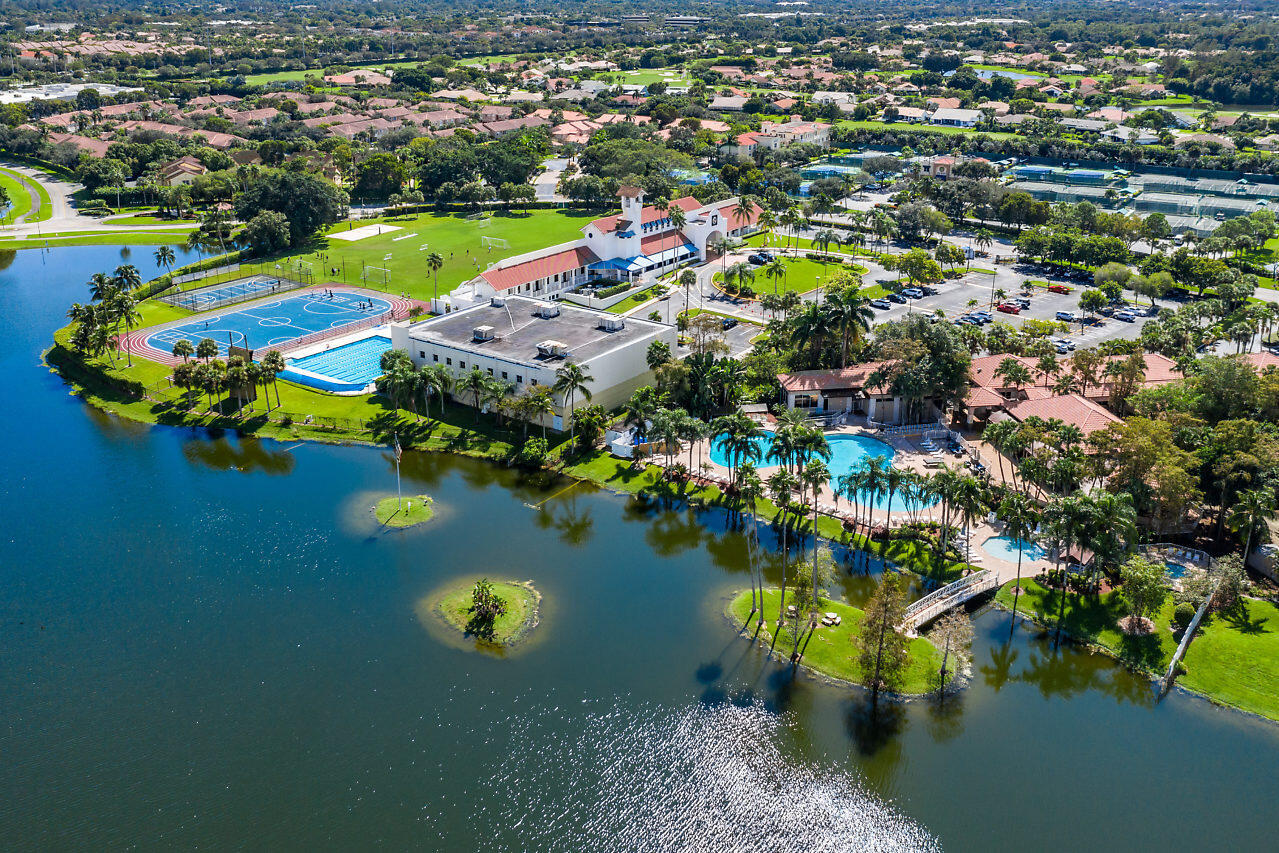 LA COSTA IN MISSION BAY - Residential Lease