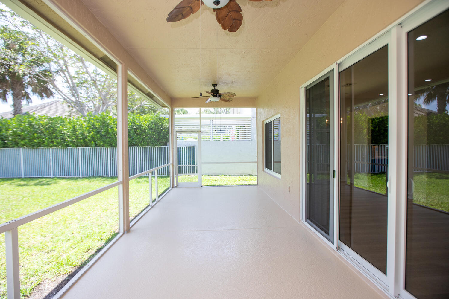 LA COSTA IN MISSION BAY - Residential Lease