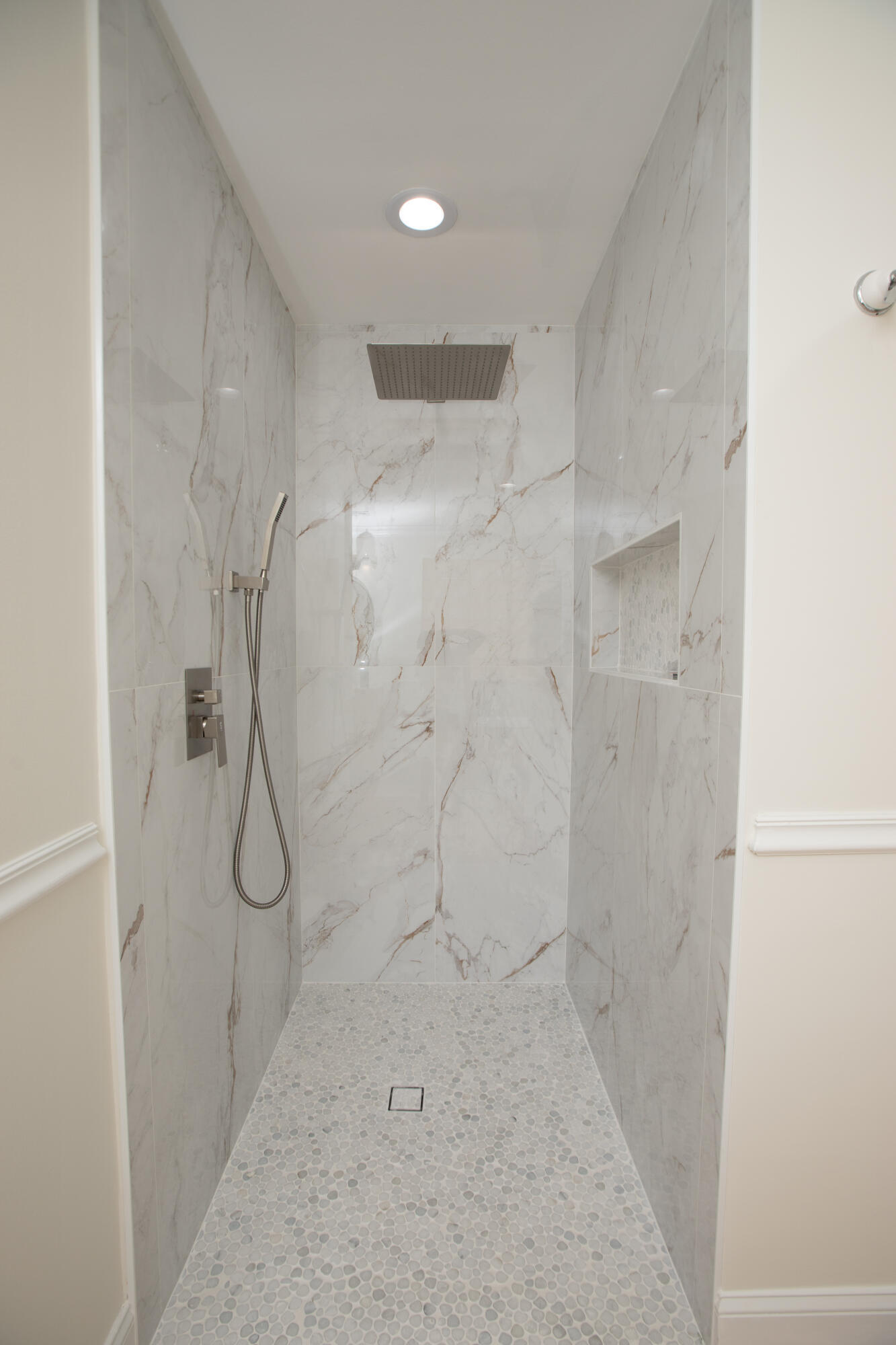 LA COSTA IN MISSION BAY - Residential Lease