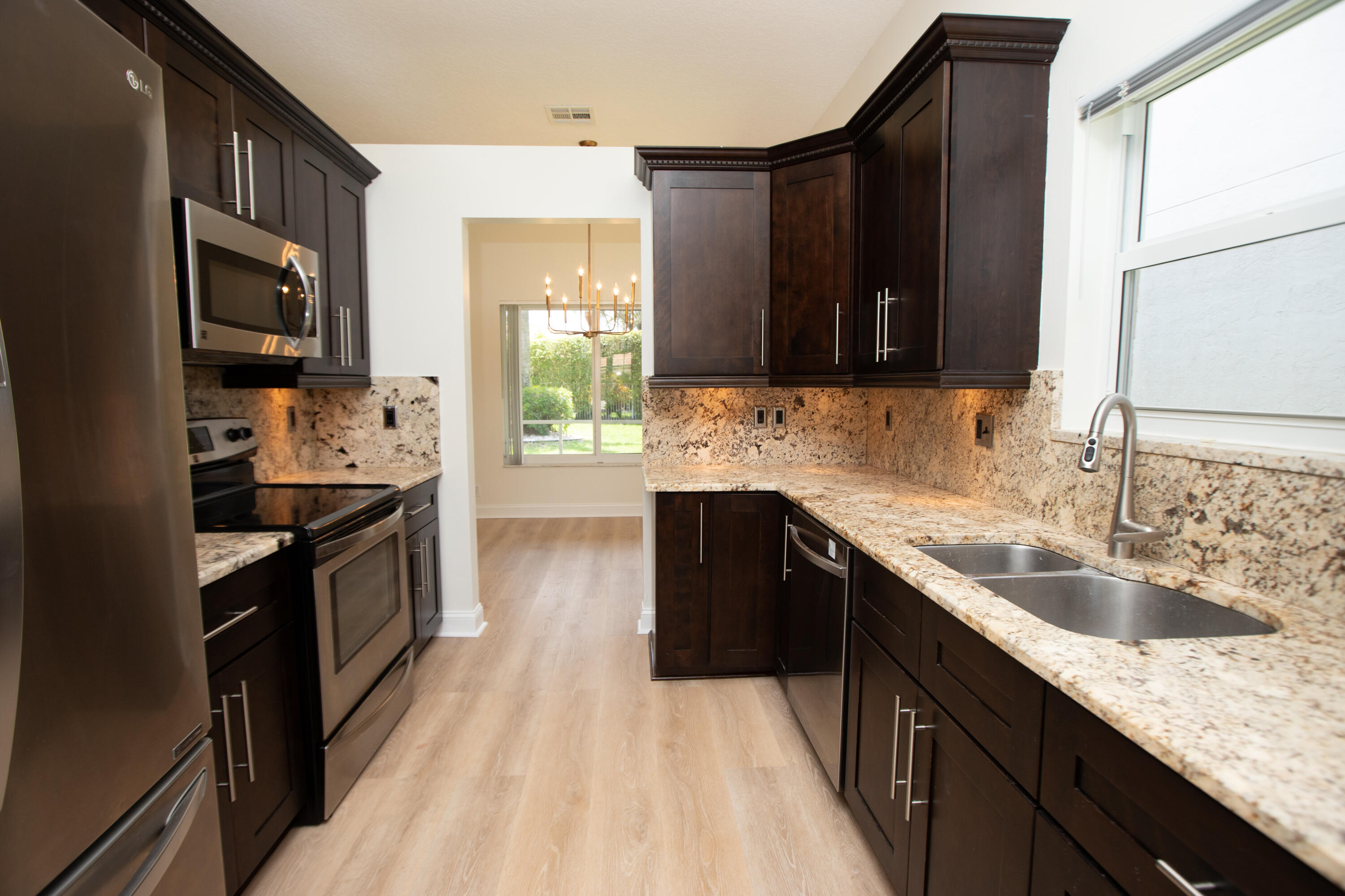 LA COSTA IN MISSION BAY - Residential Lease