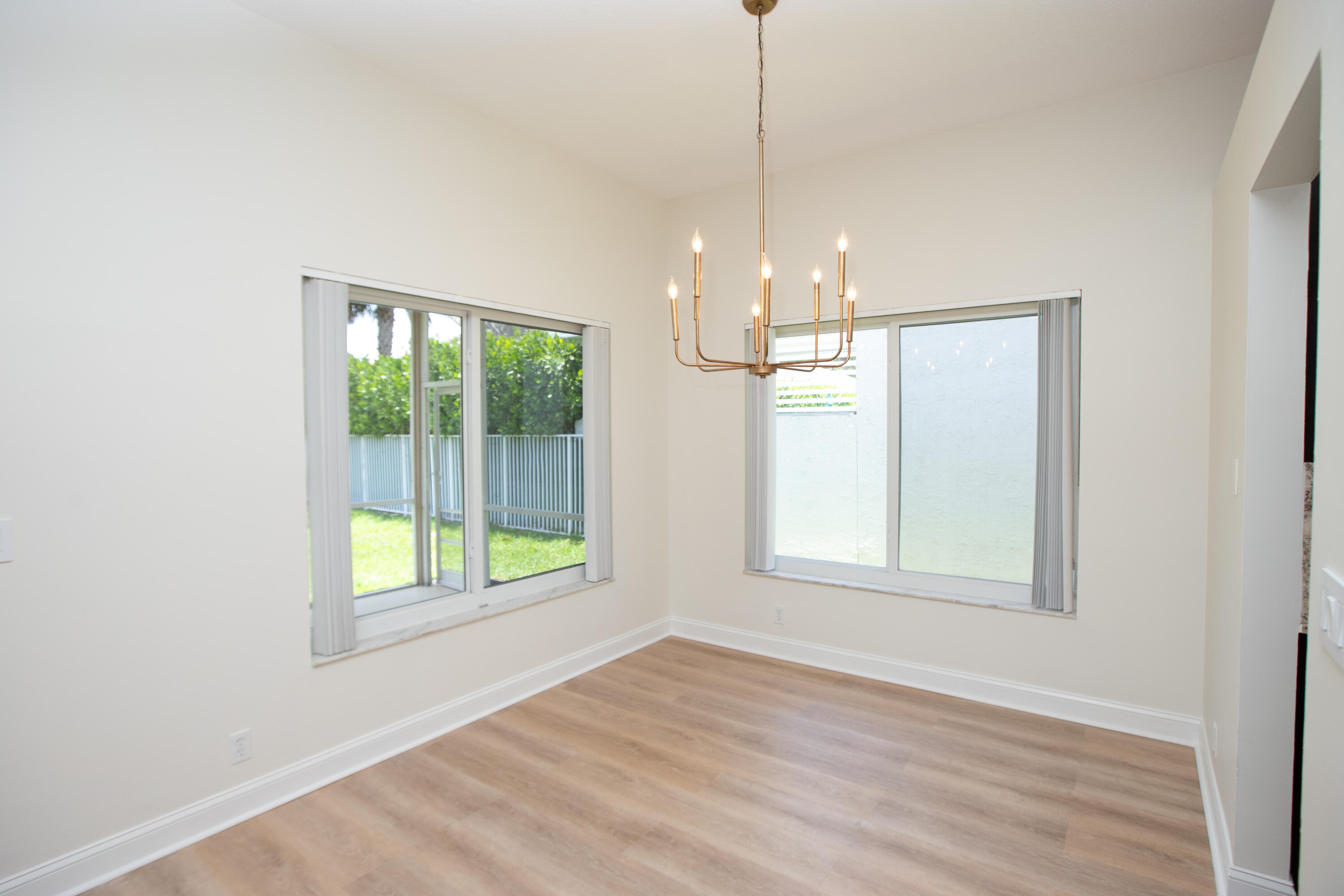 LA COSTA IN MISSION BAY - Residential Lease