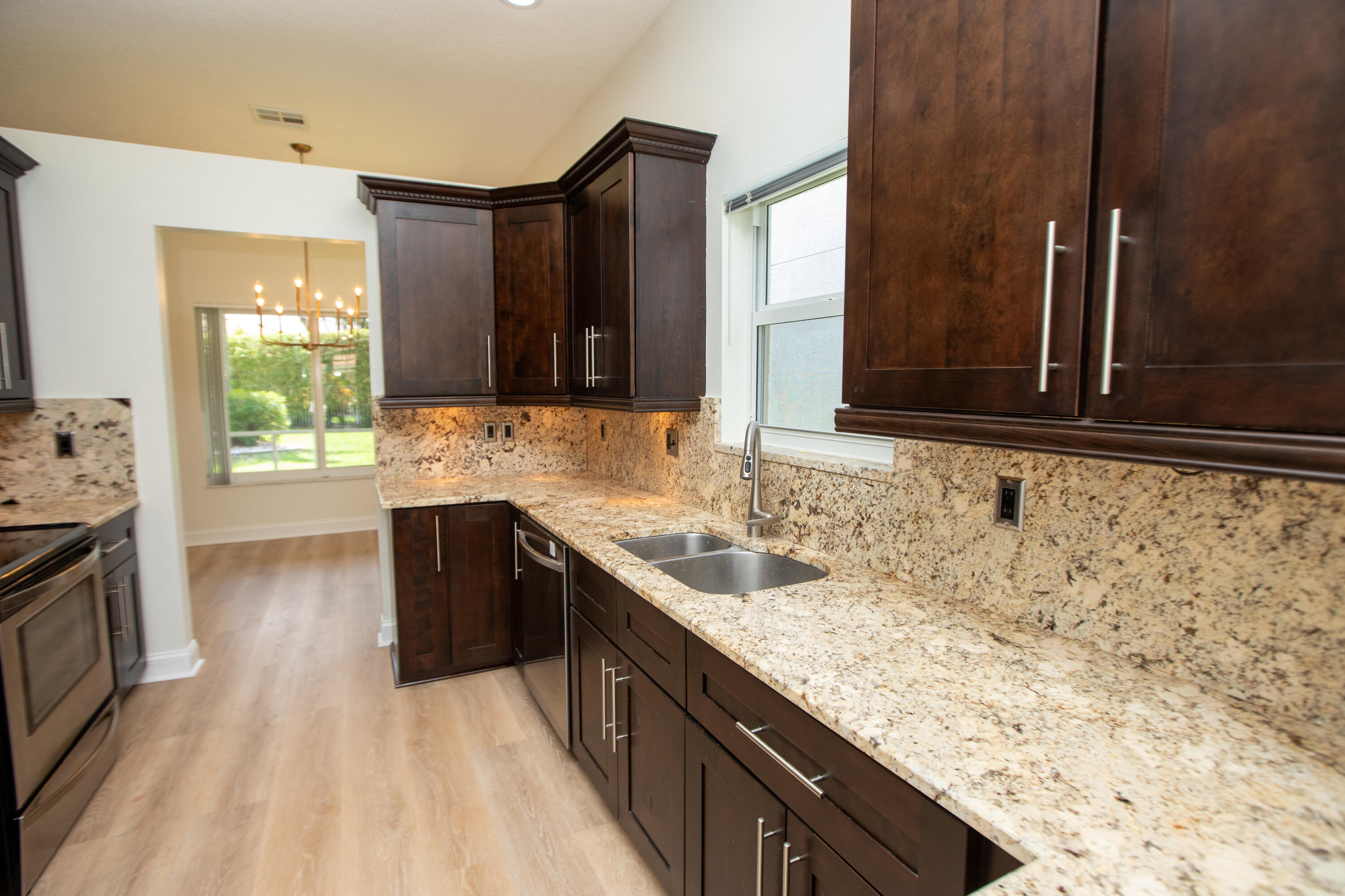LA COSTA IN MISSION BAY - Residential Lease