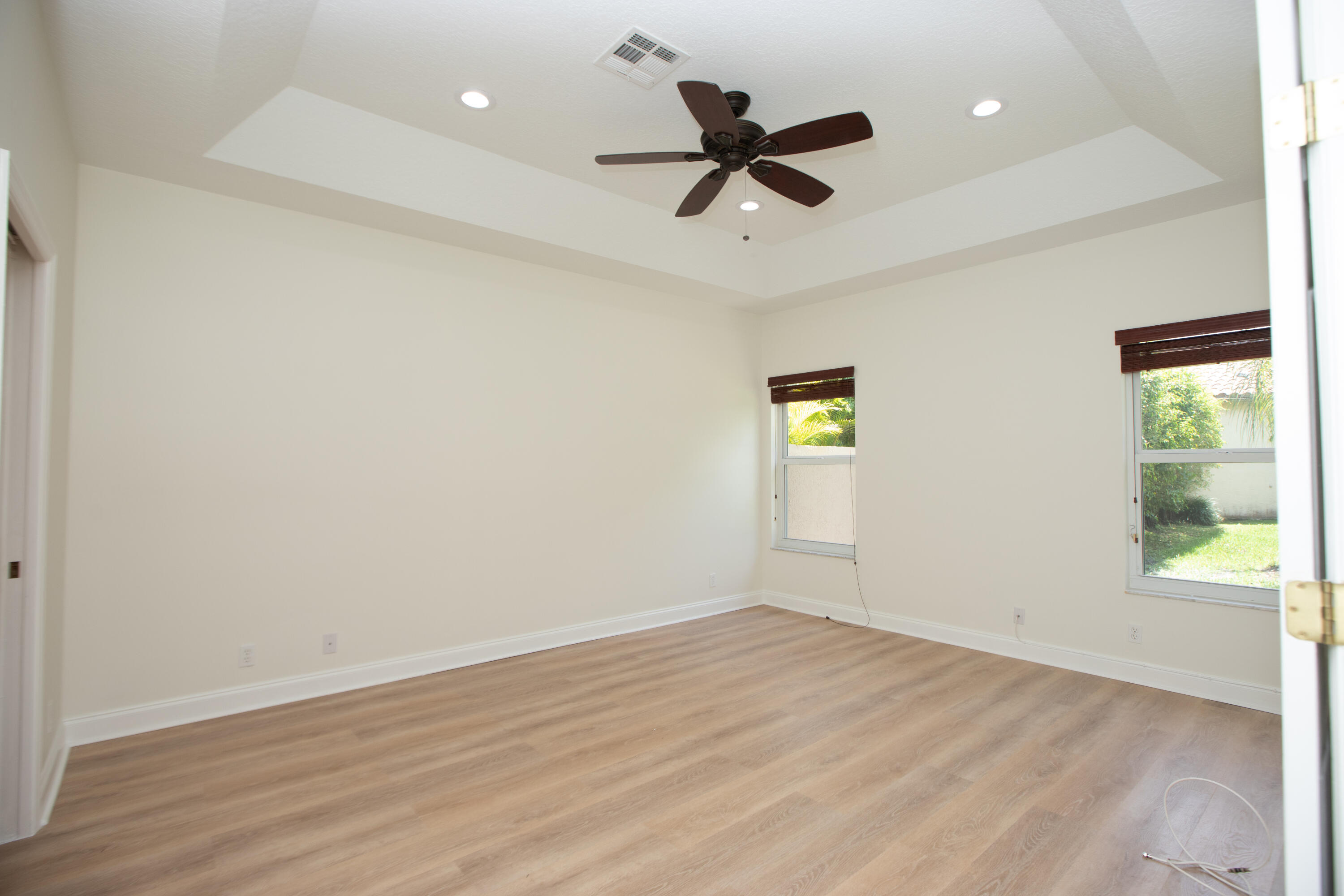 LA COSTA IN MISSION BAY - Residential Lease