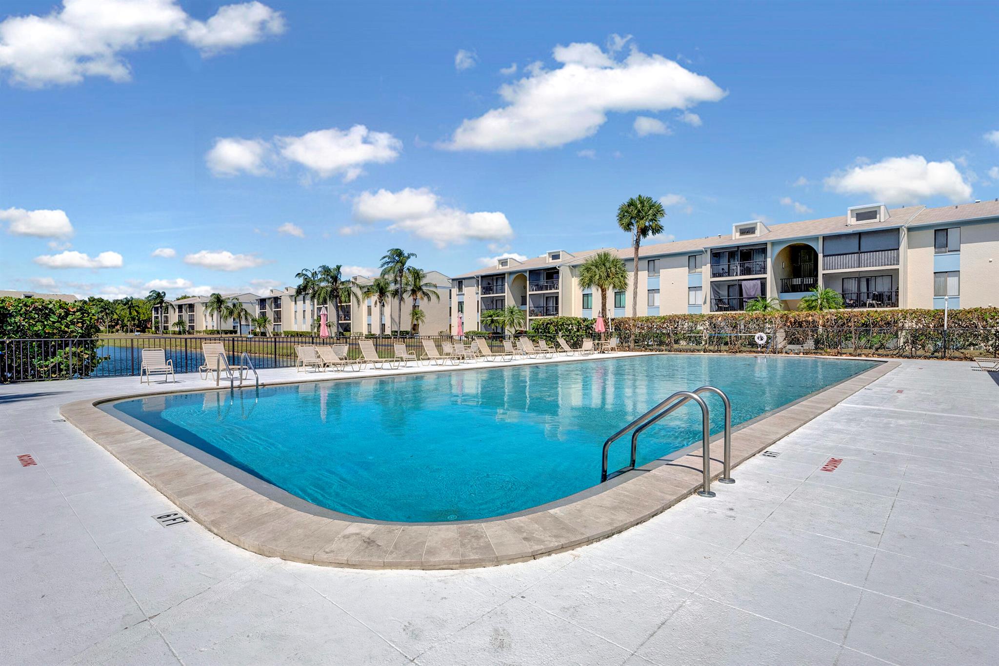 PALM CLUB VILLAGE II CONDO - Residential