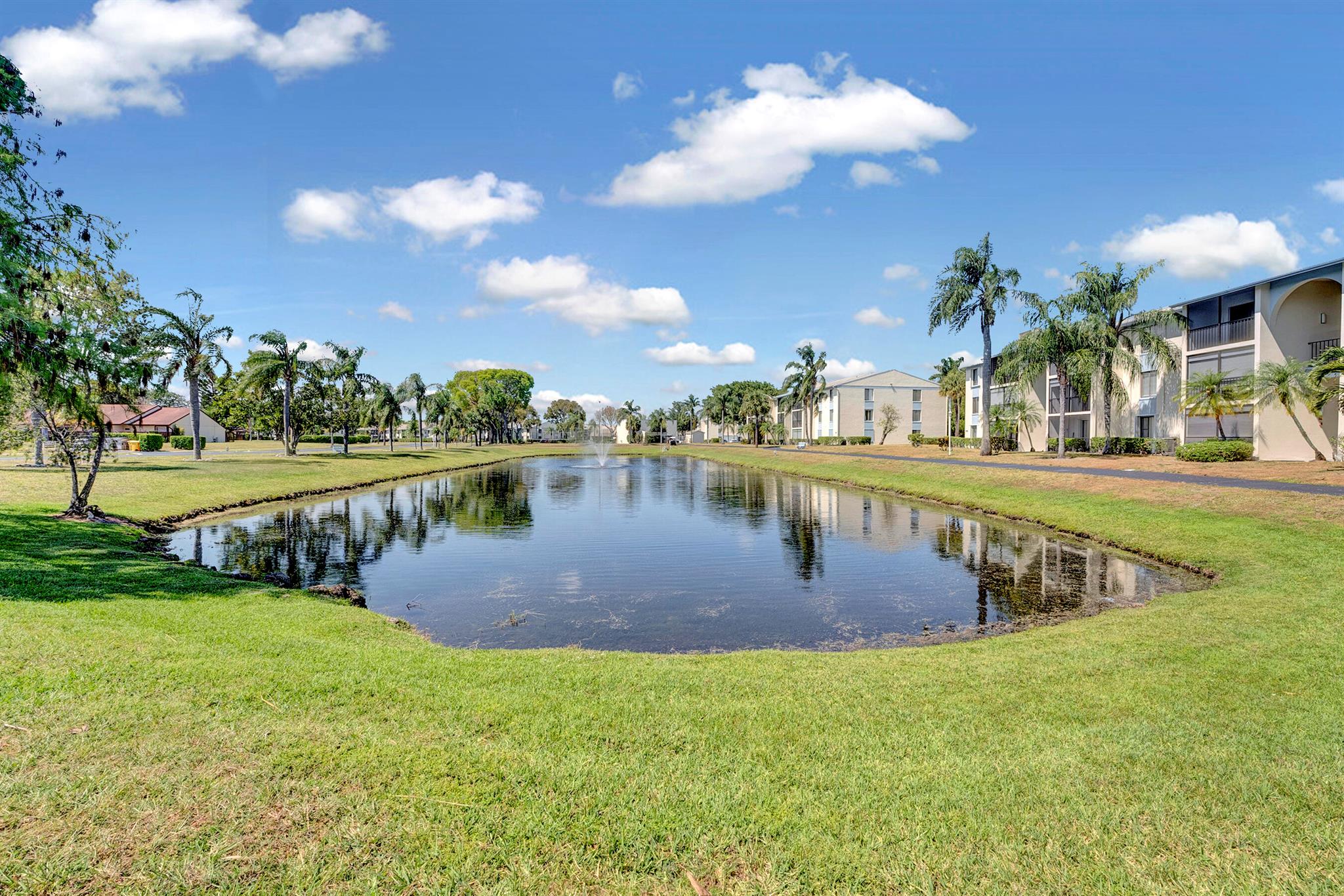 PALM CLUB VILLAGE II CONDO - Residential