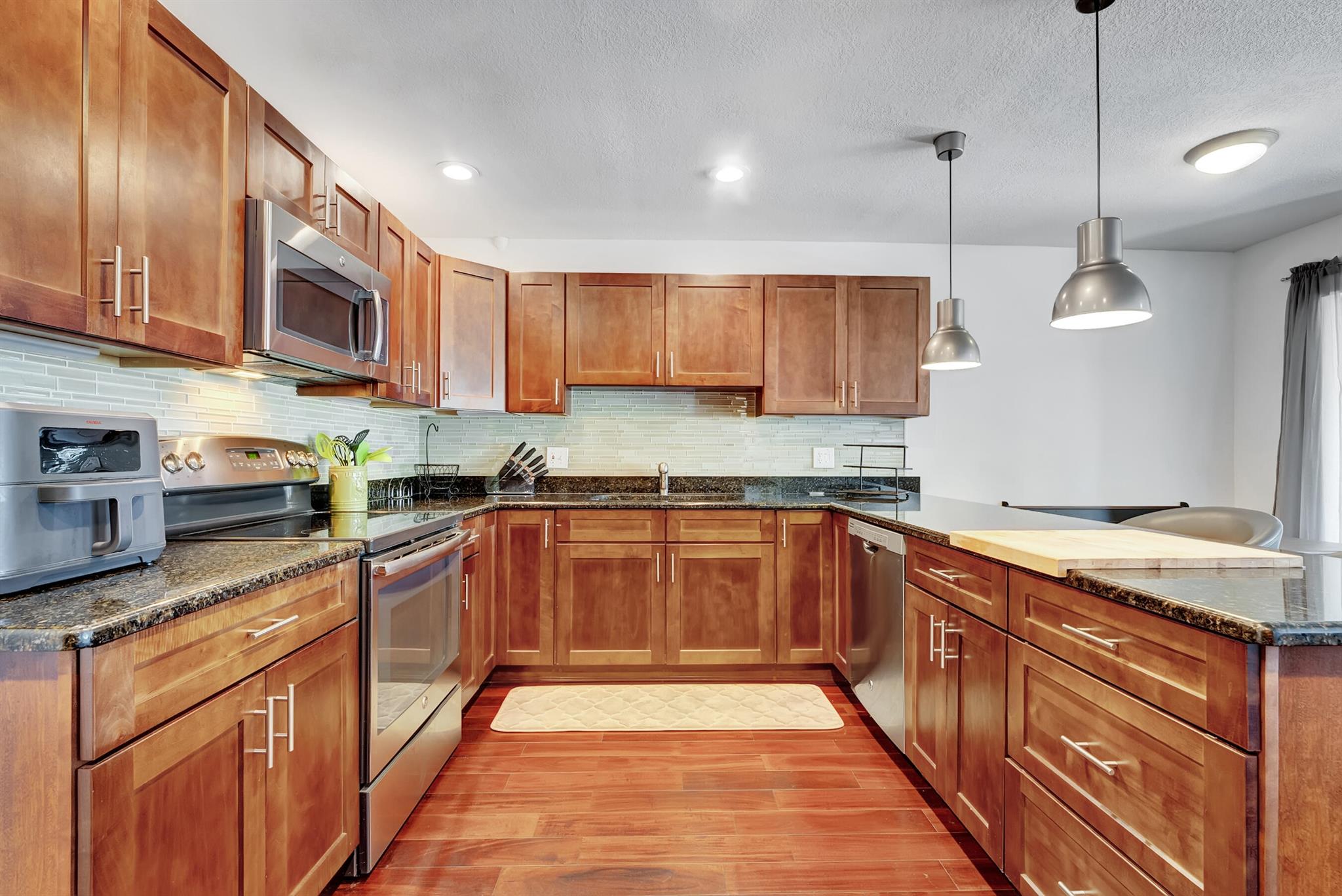 PALM CLUB VILLAGE II CONDO - Residential