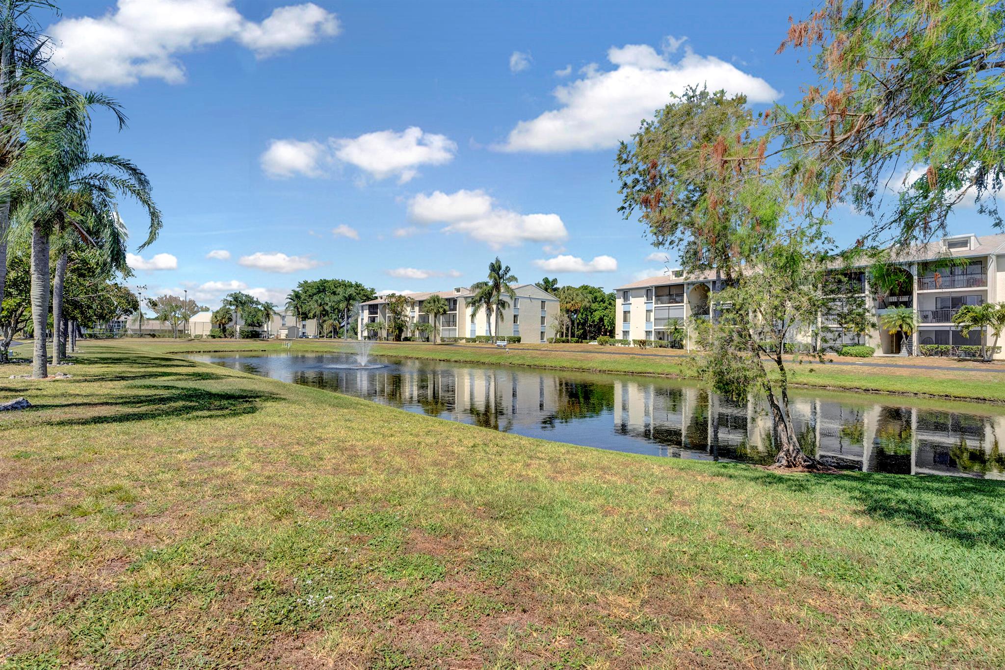 PALM CLUB VILLAGE II CONDO - Residential