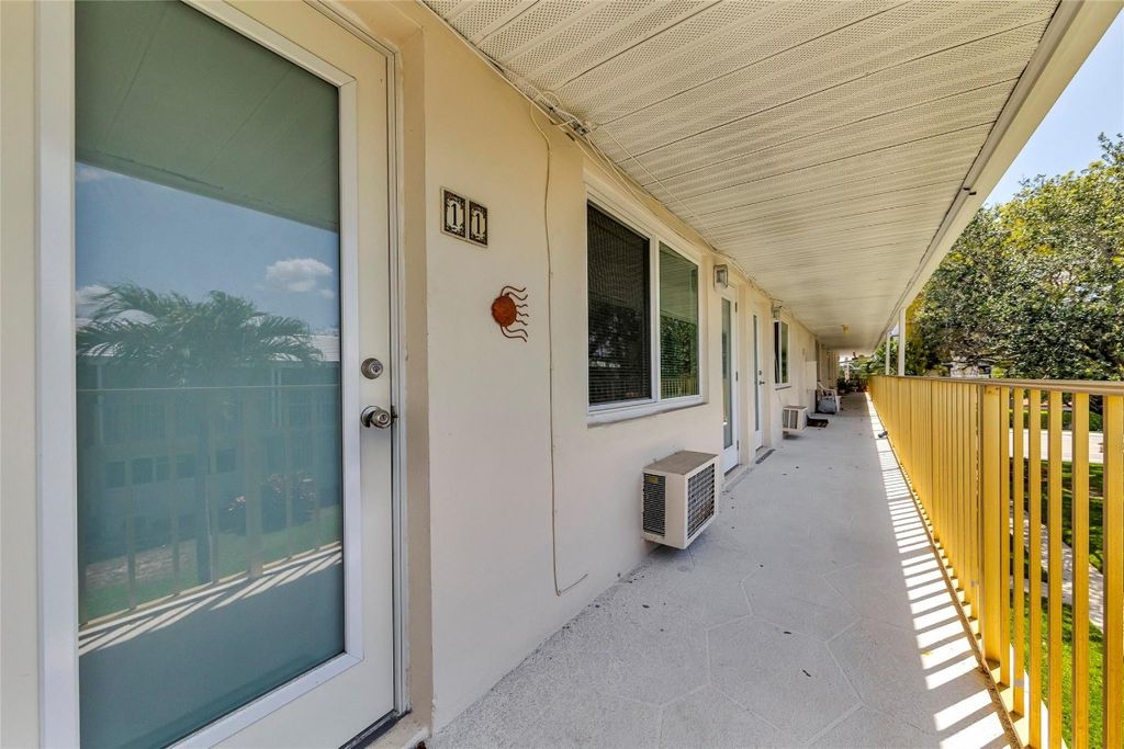 Photo of 11 SW 4th Avenue #11, Boca Raton, FL 33432 (MLS # F10499986)