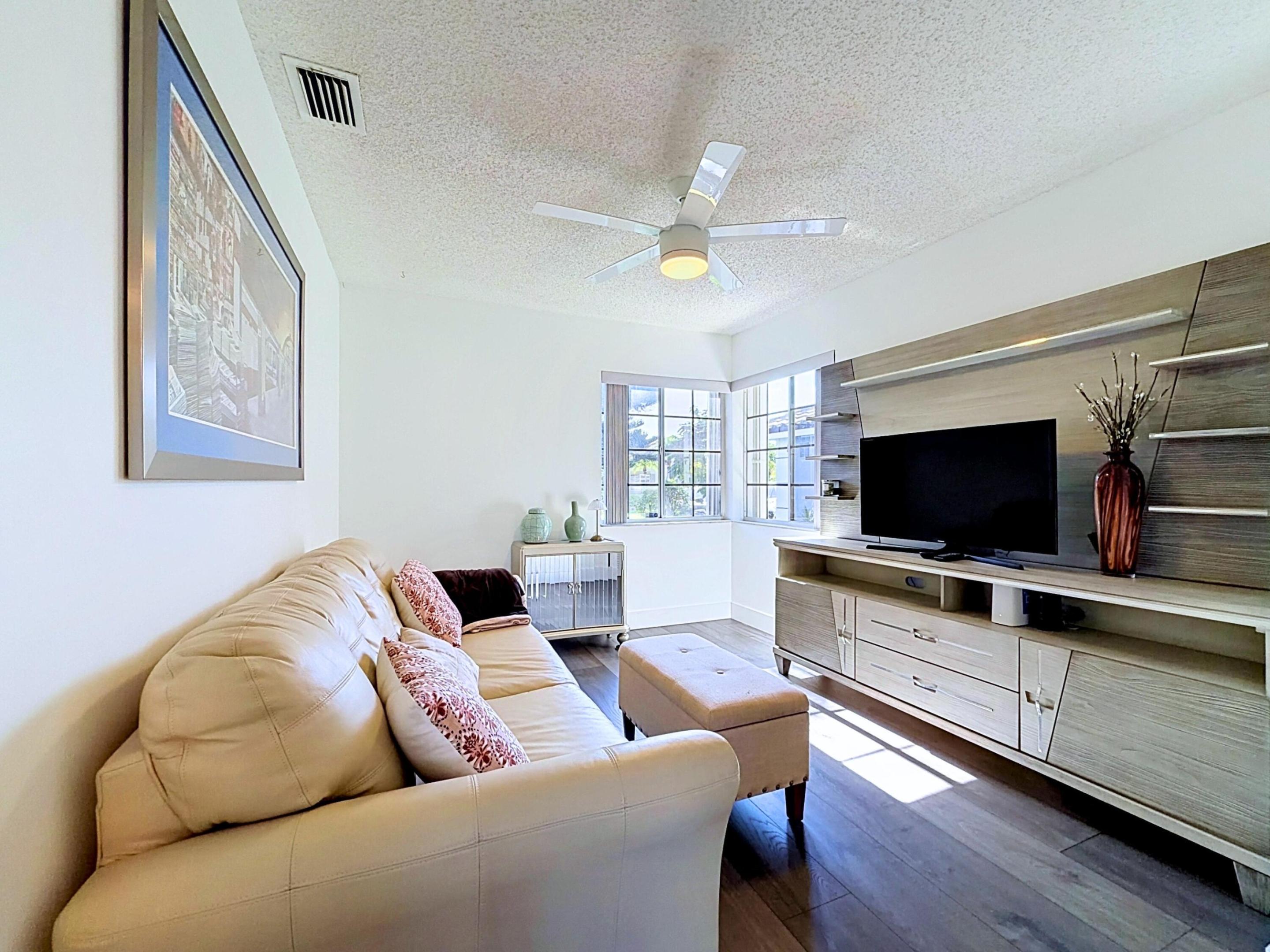 COQUINA LAKES - Residential