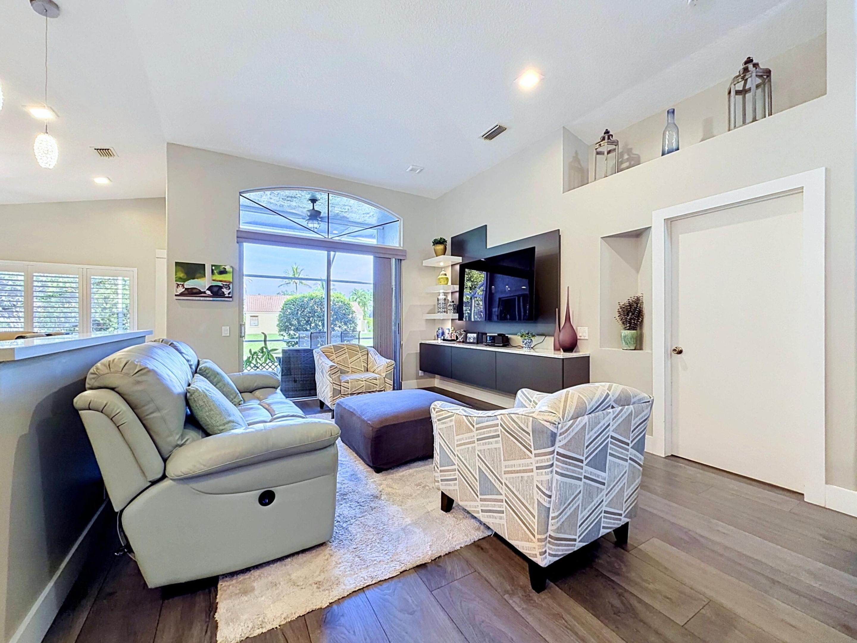 COQUINA LAKES - Residential