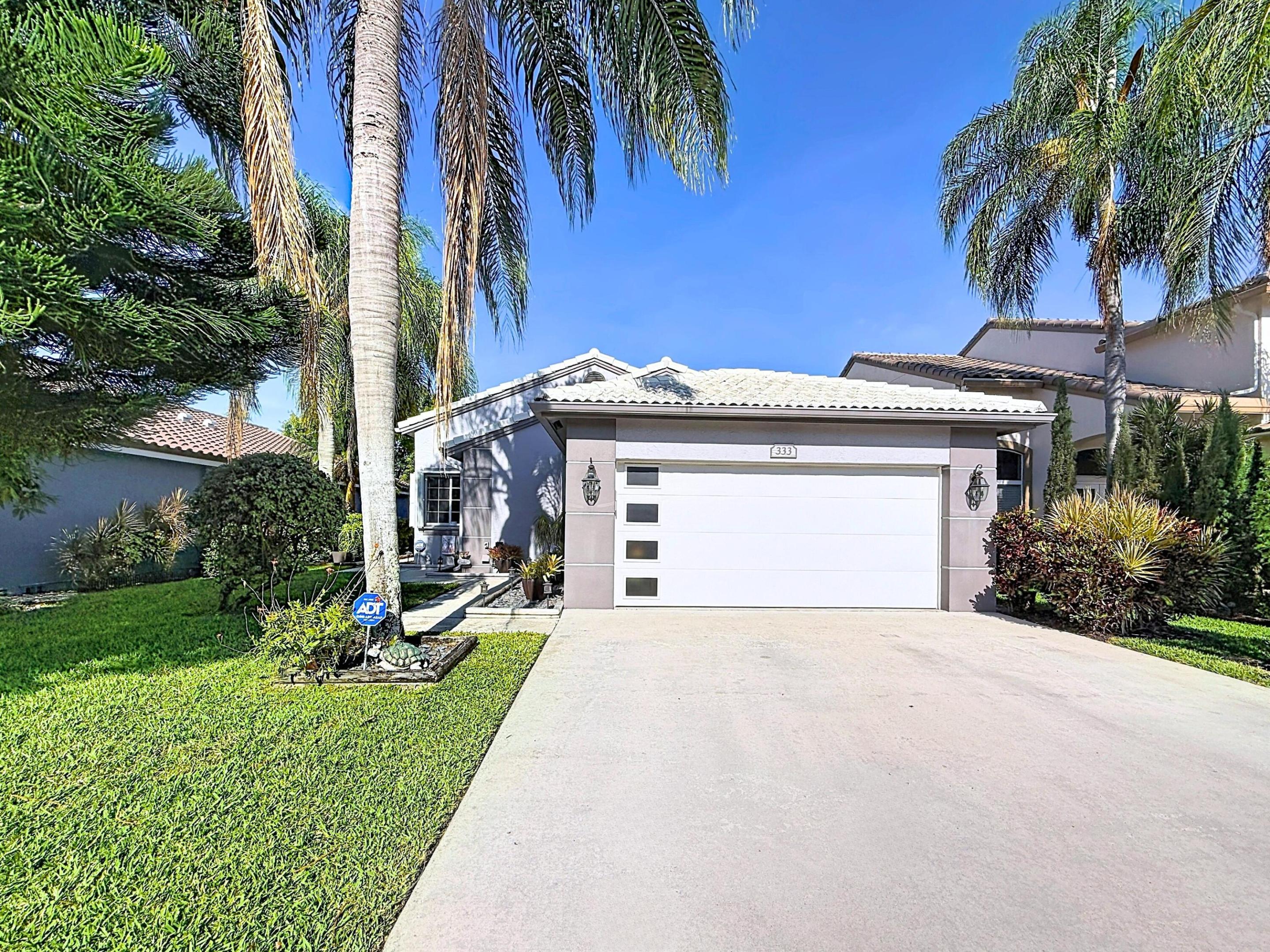 COQUINA LAKES - Residential