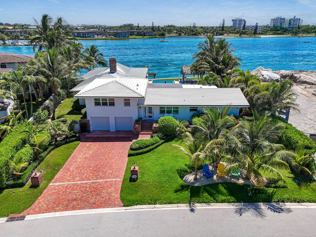 Photo of 87 Lighthouse Drive, Jupiter Inlet Colony, FL 33469 (MLS # R11120392)
