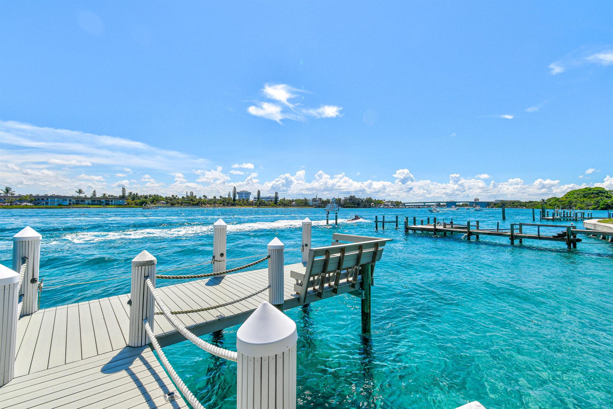 JUPITER INLET BEACH COLON - Residential