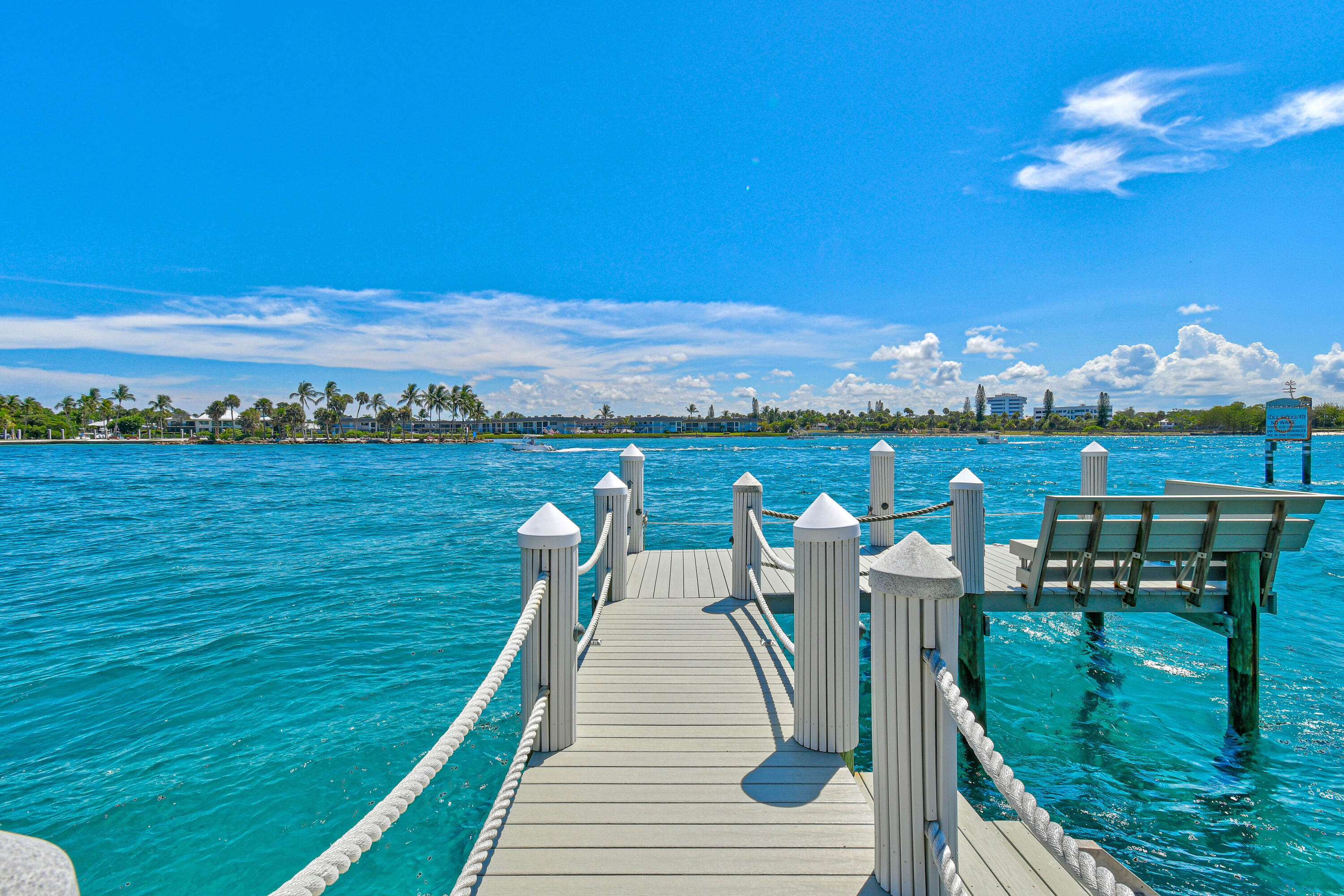 JUPITER INLET BEACH COLONY - Residential