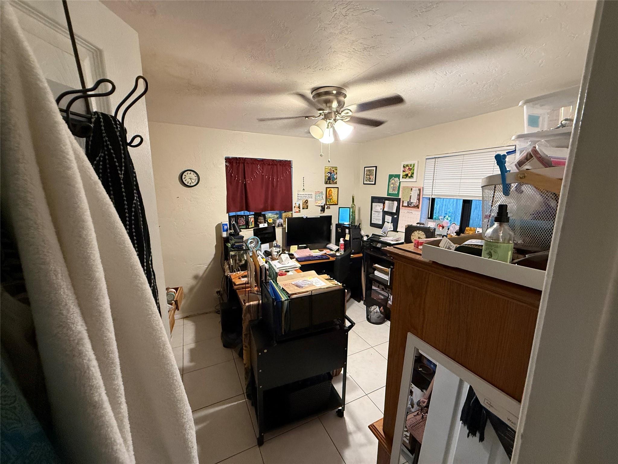 Broadview Park 36-33 B - Residential