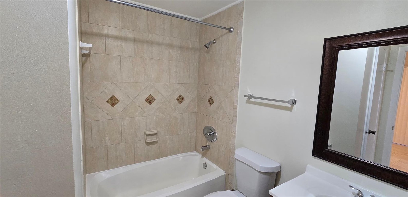 The Meadows Of Miramar Ph - Residential Lease