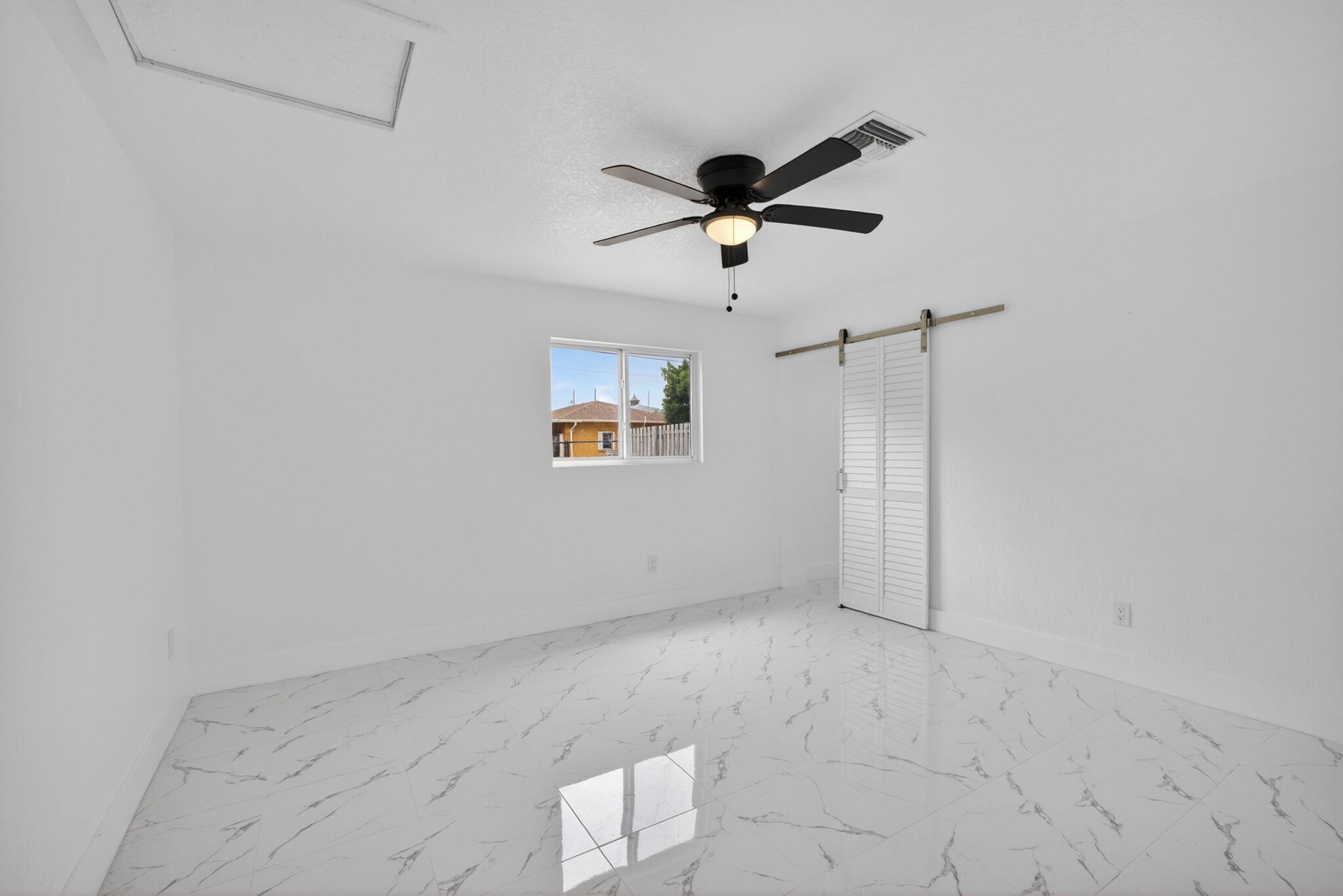 DUNBAR TERR - Residential