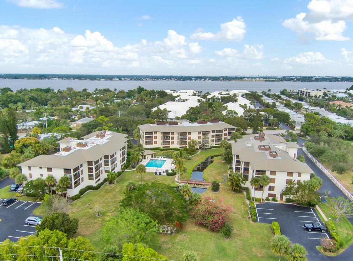 162 SE Saint Lucie Boulevard B403