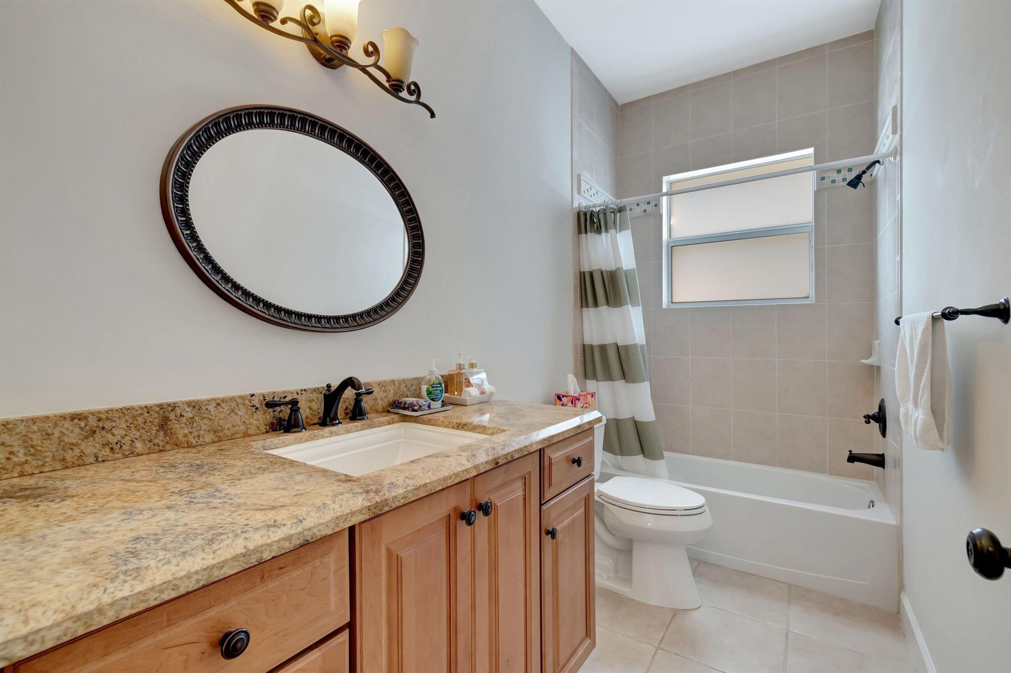 THORNHILL GREEN - Residential