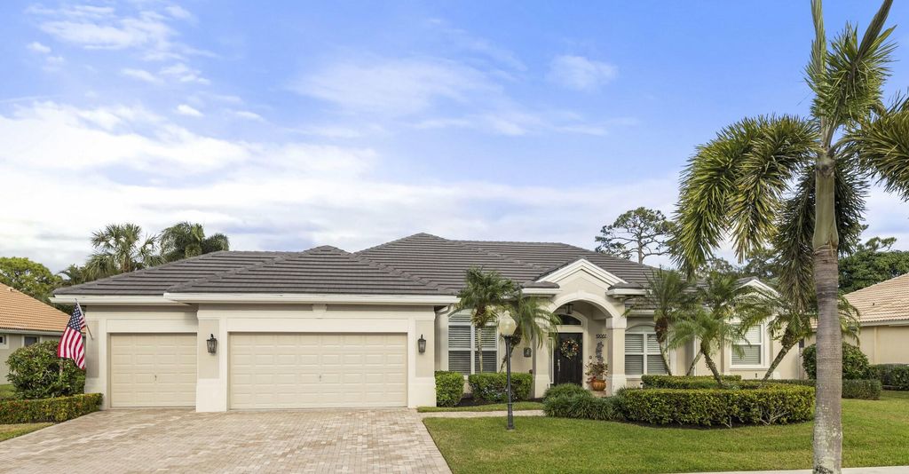 Photo of 19087 SE Loxahatchee River Road, Jupiter, FL 33458 (MLS # R11044995)