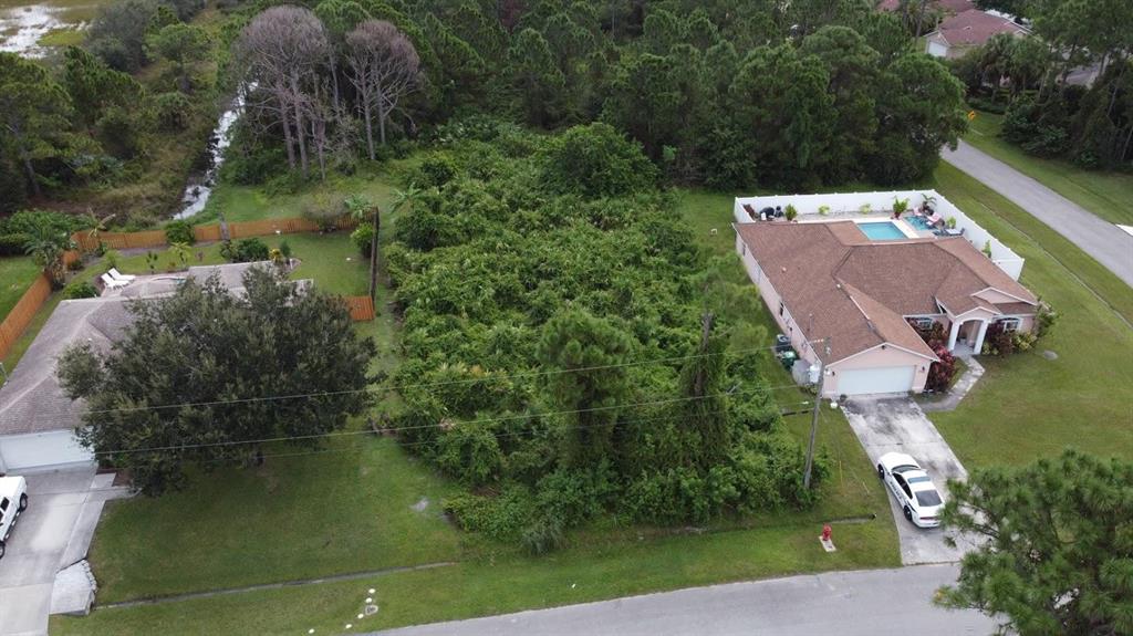 PORT ST LUCIE SECTION 7 - Land