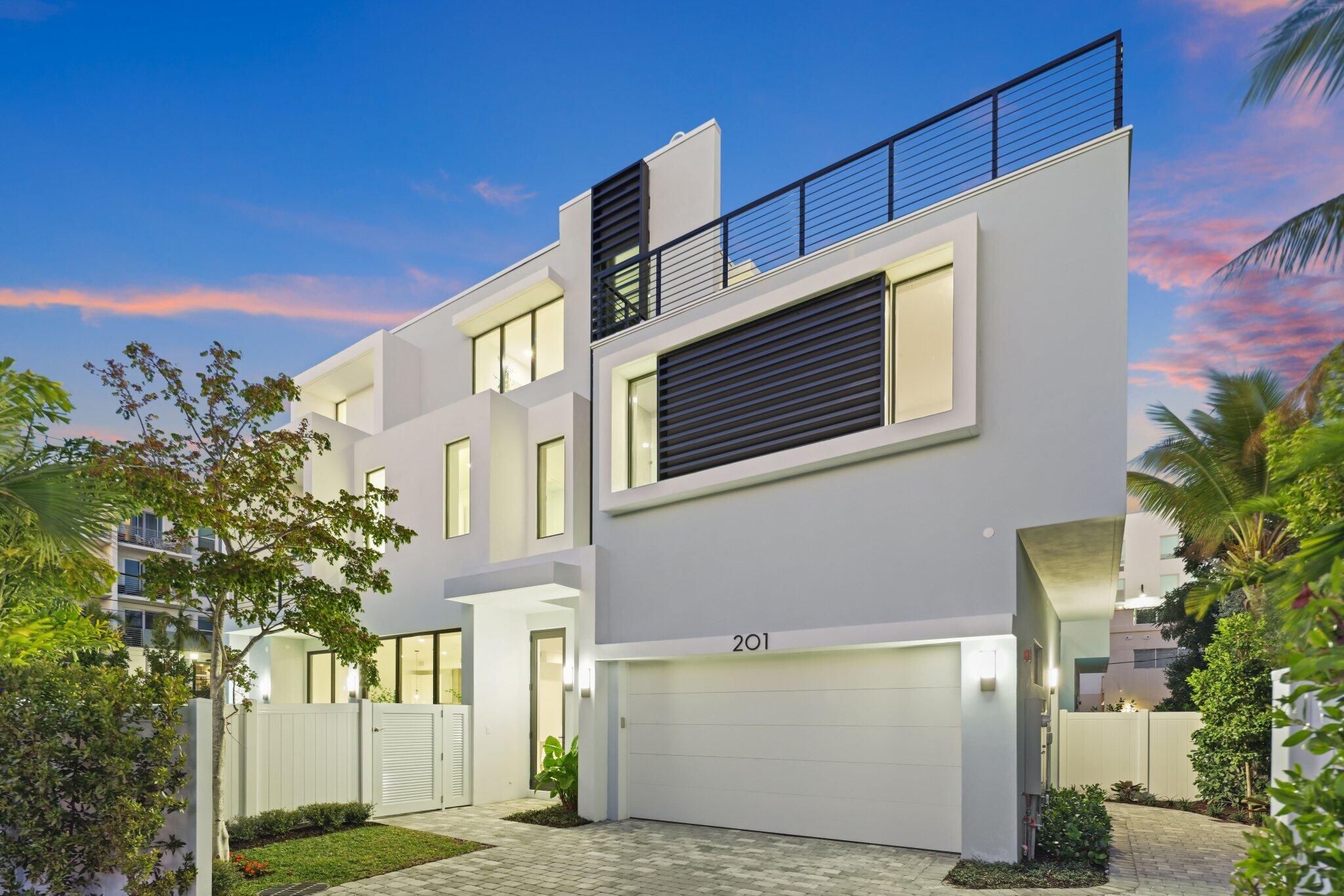 CENTENNIAL SQUARE - Residential