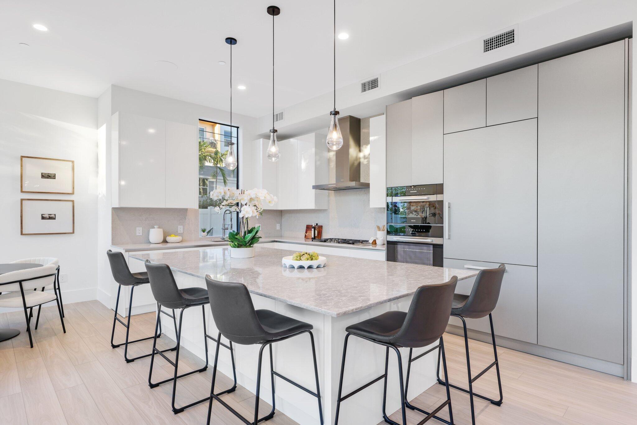 CENTENNIAL SQUARE - Residential