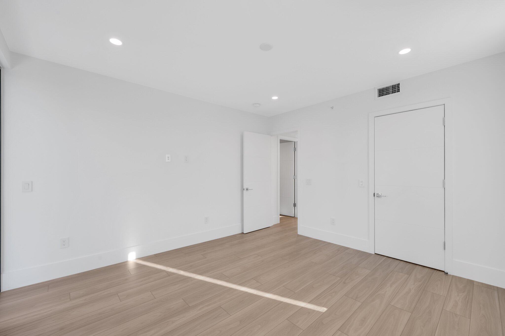 CENTENNIAL SQUARE - Residential