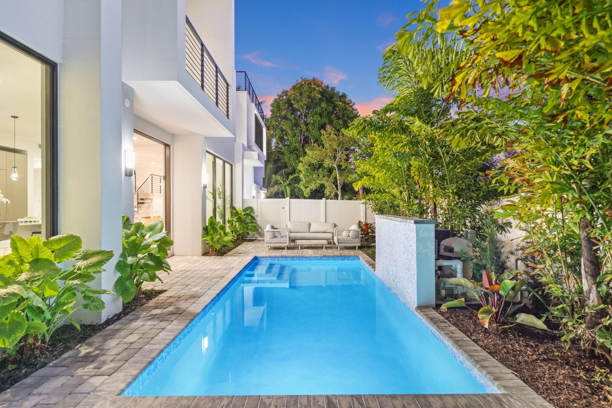 CENTENNIAL SQUARE - Residential