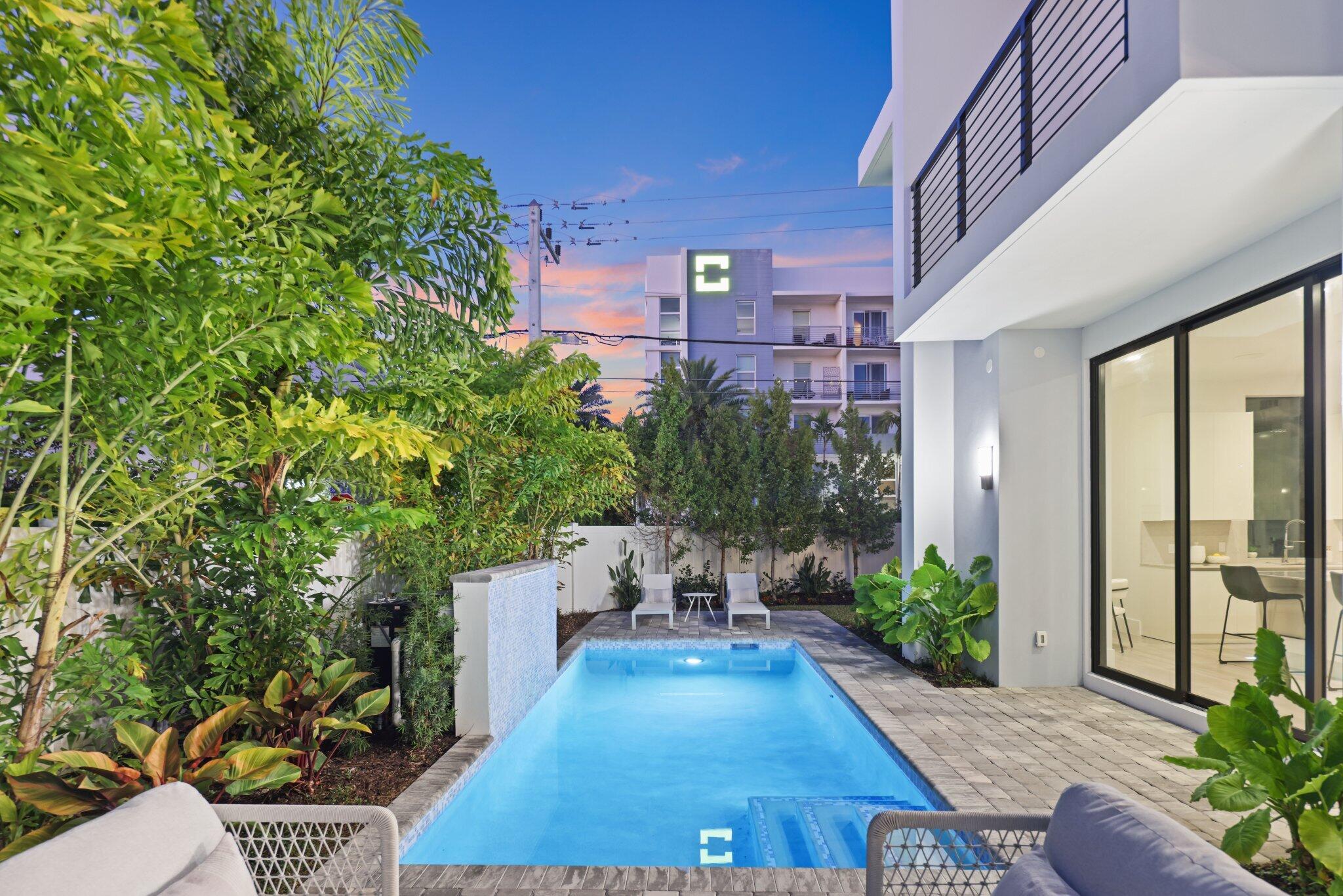 CENTENNIAL SQUARE - Residential