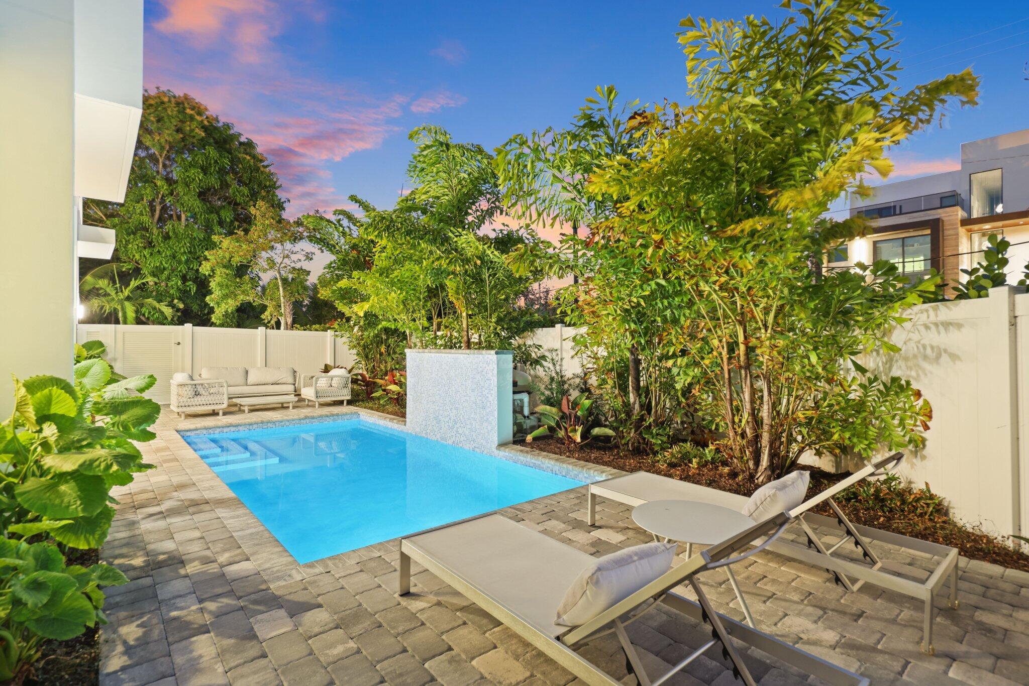 CENTENNIAL SQUARE - Residential