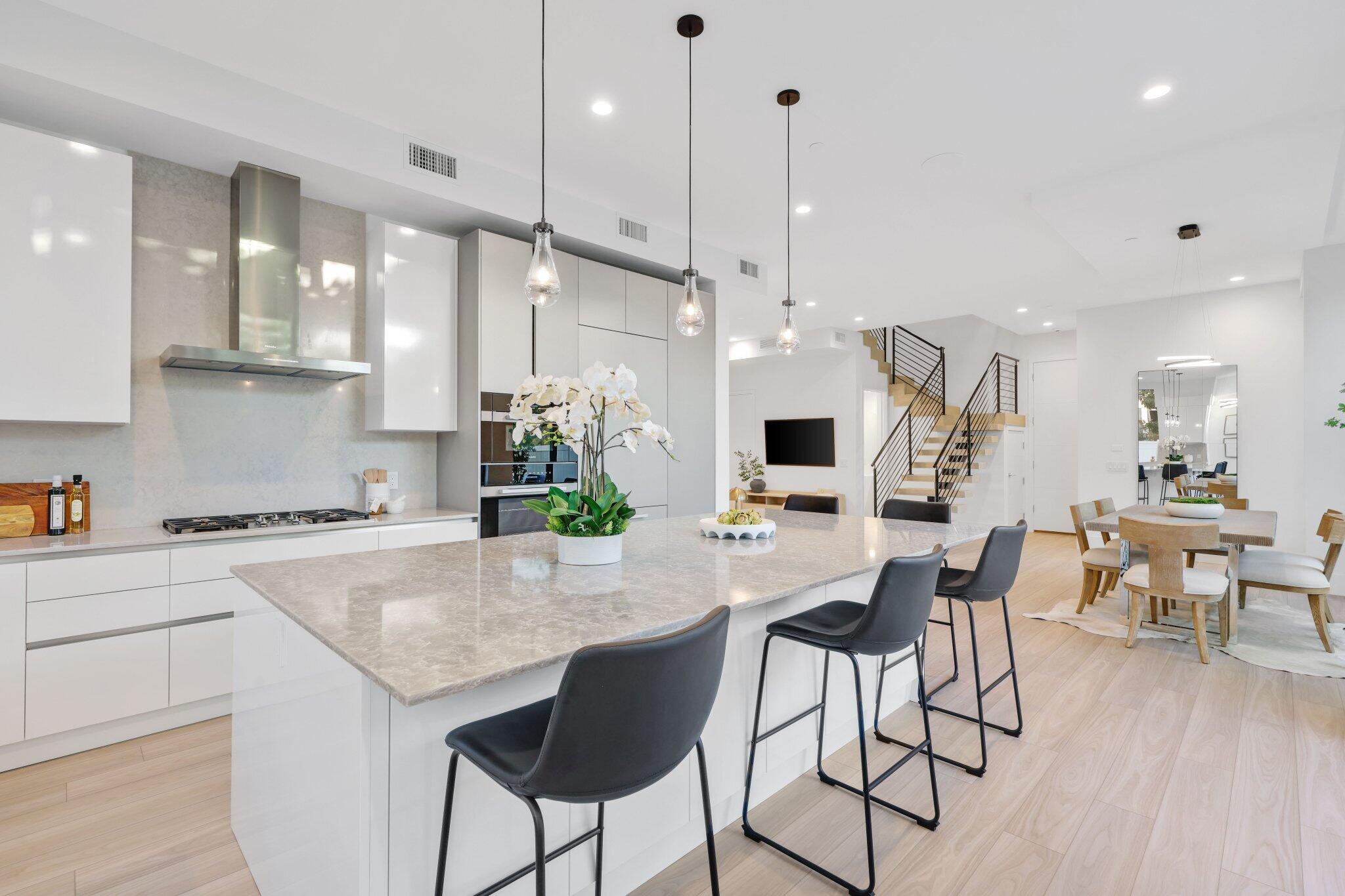 CENTENNIAL SQUARE - Residential